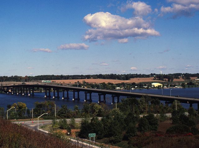 Crossing Mississippi River from Iowa to Illinois near quad cities